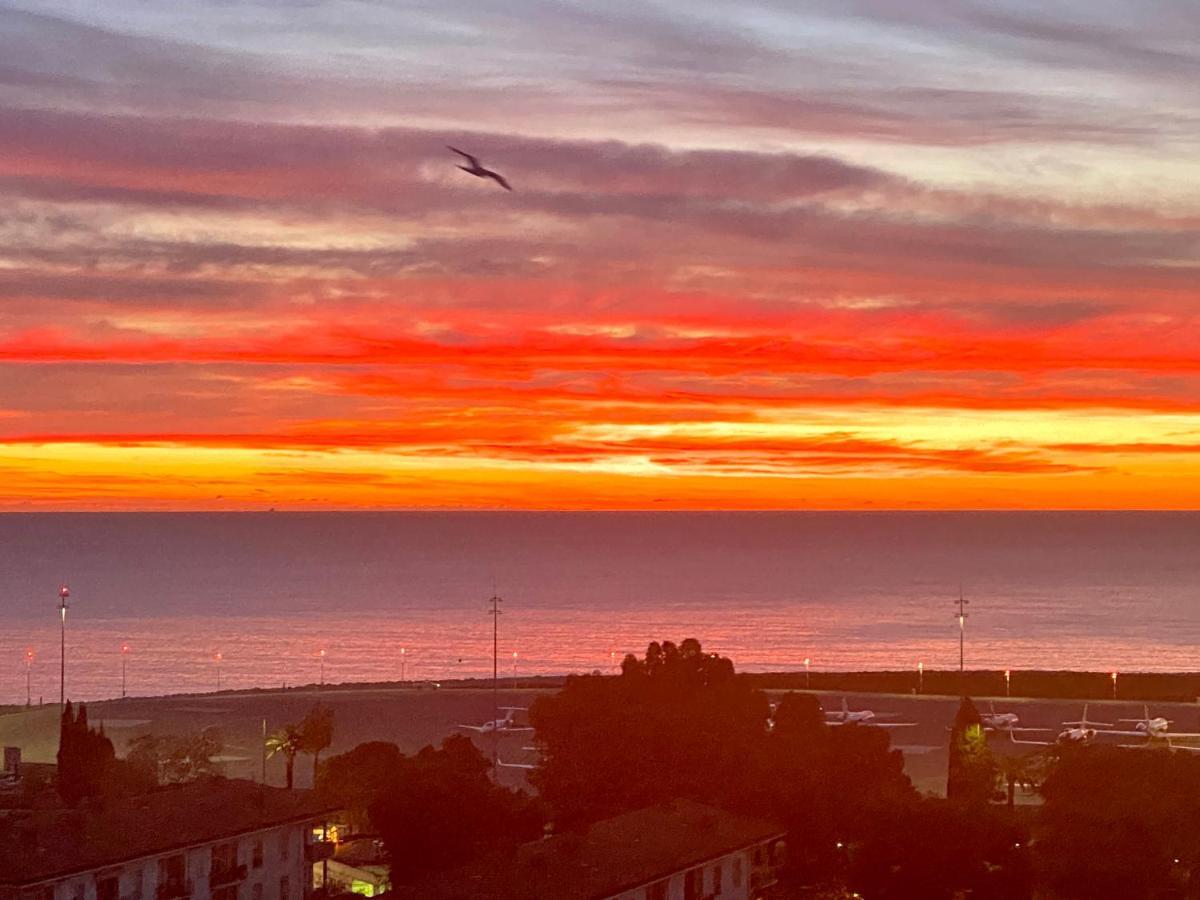 Panoramic Sea View - Air-conditioning - Balcony - Tramway - 2 Bedrooms - Wifi - Fully Equipped Kitchen * Nizza